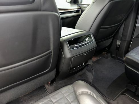 Certified 2023 Cadillac Escalade Sport Platinum w/ LPO, ONYX Package image 28