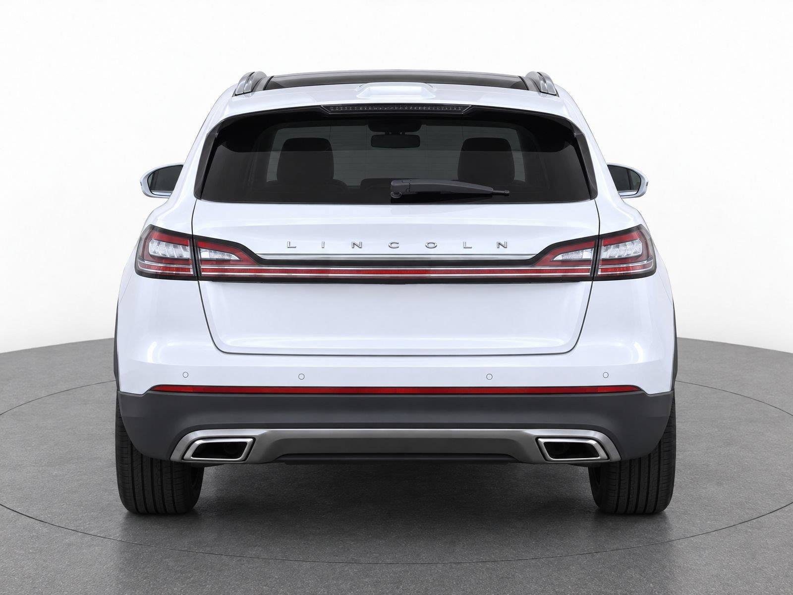 Used 2021 Lincoln Nautilus Reserve w/ Equipment Group 201A FWD image 6