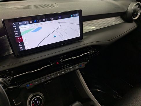 Used 2024 Alfa Romeo Tonale Veloce image 11