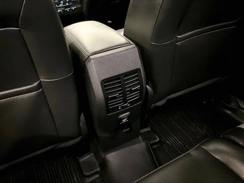 Used 2018 Ford Escape SE w/ SE Sport Appearance Package AWD/4WD image 29