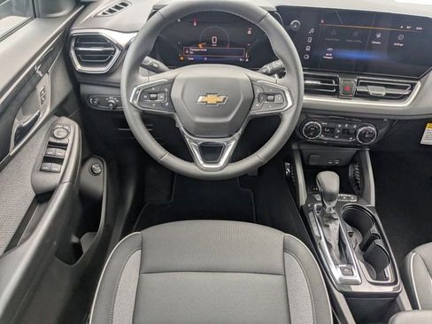 New 2026 Chevrolet TrailBlazer LT w/ Convenience Package FWD image 22