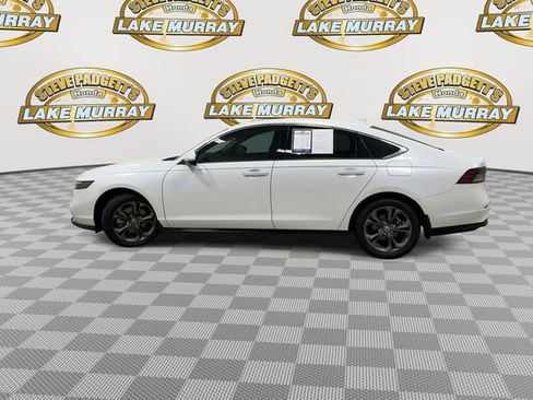 Used 2023 Honda Accord EX-L image 8