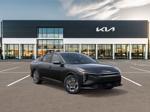 New 2026 Kia K4 FWD image 8