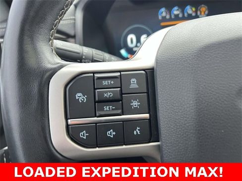 Used 2022 Ford Expedition Max Limited image 27