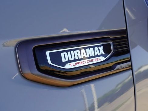 Used 2024 GMC Sierra 1500 AT4X AWD/4WD image 5