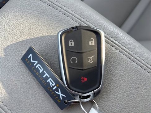 Used 2021 Cadillac XT4 Premium Luxury w/ Cold Weather Package image 29