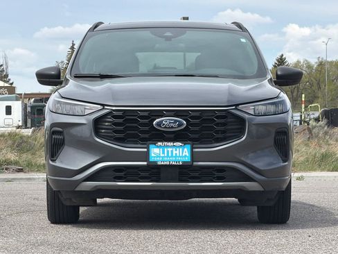 Certified 2024 Ford Escape ST-Line w/ Tech Pack #1 AWD/4WD image 10