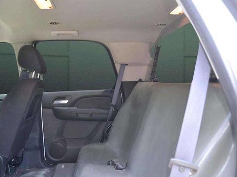 Used 2010 Chevrolet Tahoe LS w/ Interior Plus Package image 25