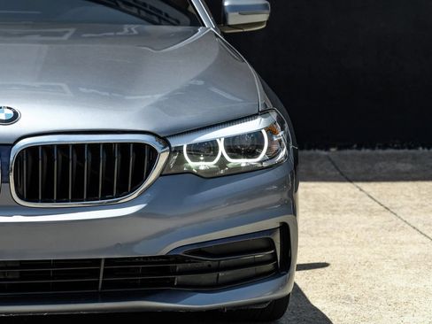 Used 2019 BMW 530i RWD image 46