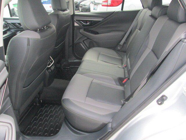 Used 2021 Subaru Outback Onyx Edition XT AWD/4WD image 11