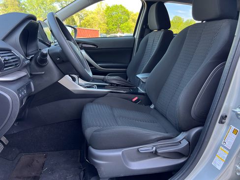 Used 2024 Mitsubishi Eclipse Cross AWD image 15