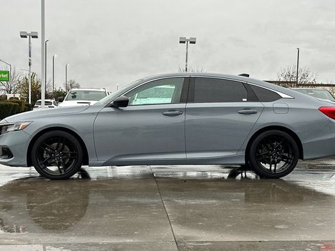 Used 2021 Honda Accord Sport Special Edition image 3