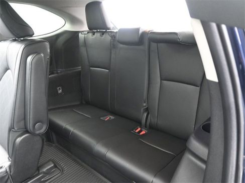 Used 2023 Toyota Highlander Platinum image 17