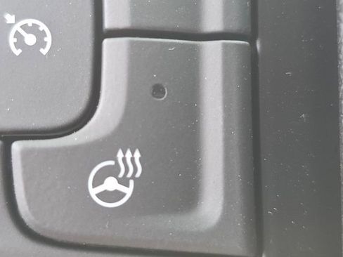 New 2025 Chevrolet Silverado 1500 LT image 13