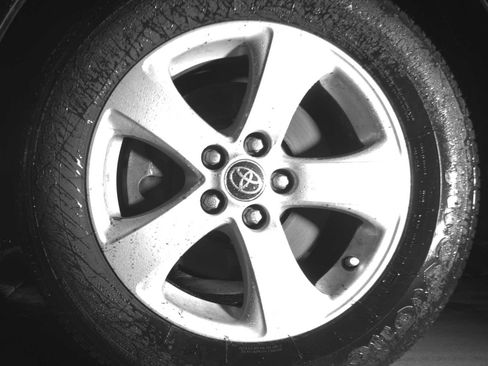 Used 2020 Toyota Sienna L image 11