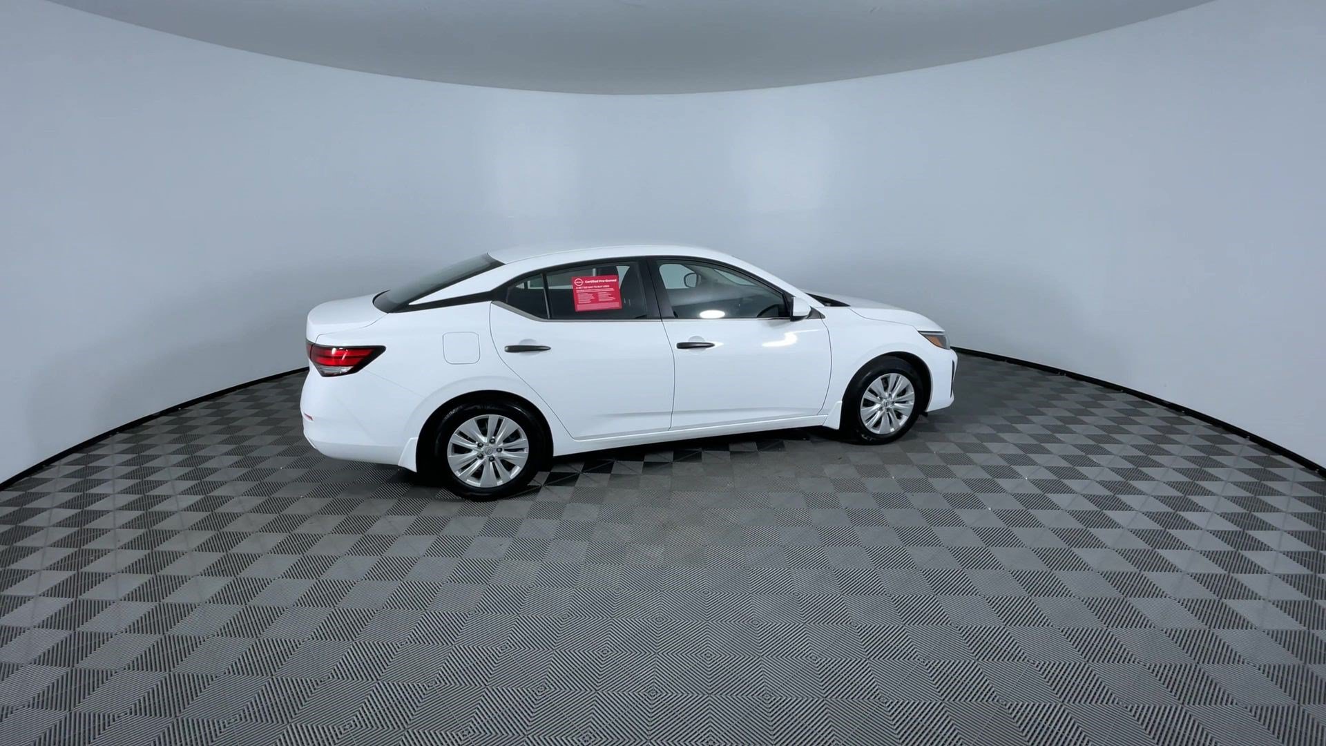 Certified 2025 Nissan Sentra S FWD image 9