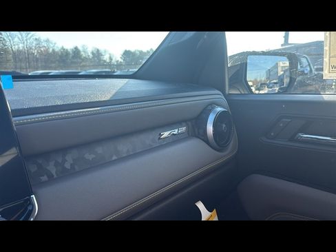 New 2026 Chevrolet Colorado ZR2 w/ Technology Package image 16