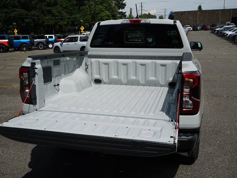New 2026 Ford Ranger Lariat w/ Black Appearance Package AWD/4WD image 26