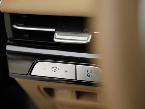 Certified 2026 Genesis G80 2.5T AWD/4WD image 27