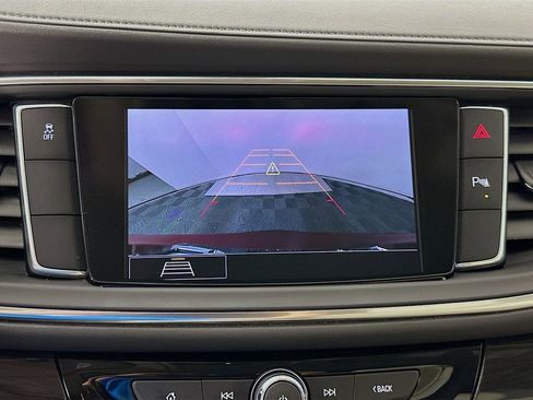 Used 2021 Buick Enclave Essence w/ Sport Touring Edition image 14