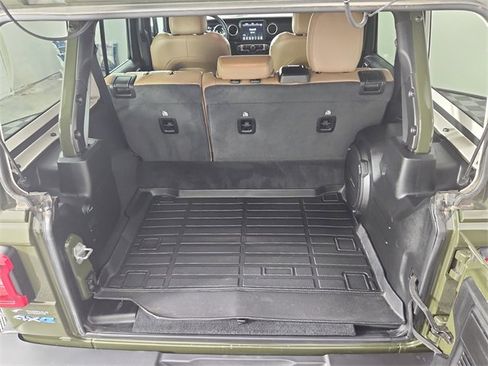 Used 2023 Jeep Wrangler Unlimited Sahara w/ Cold Weather Group image 14