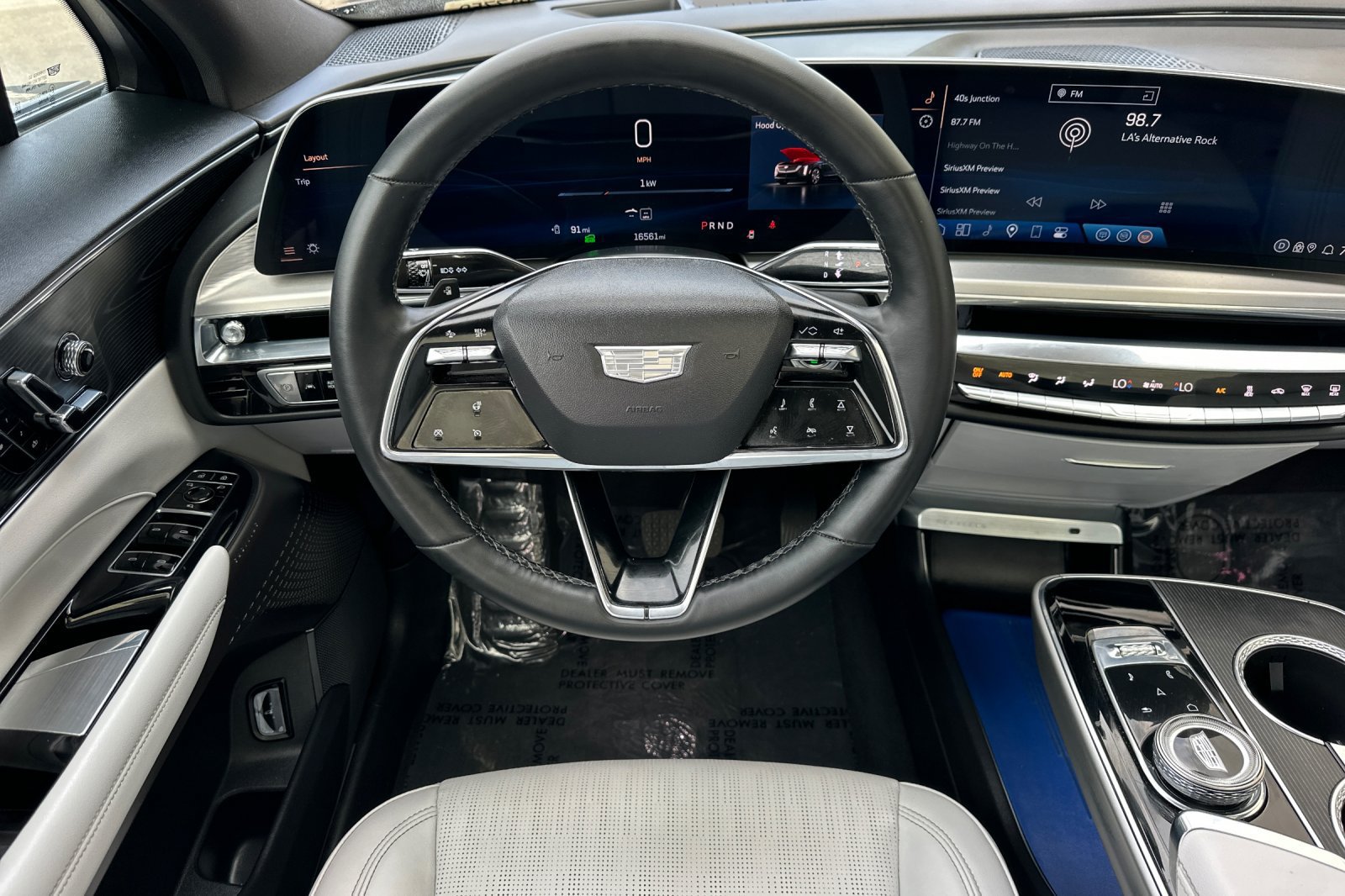 Certified 2024 Cadillac Lyriq Luxury RWD image 17
