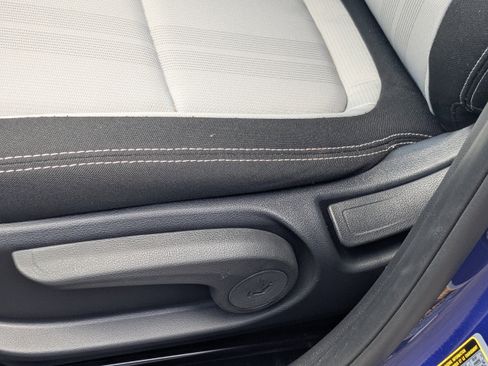 New 2025 Hyundai Venue SEL image 20