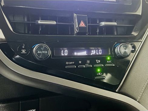 Used 2022 Toyota Camry SE w/ Convenience Package image 27