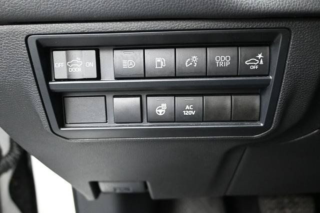 Used 2023 Toyota Tundra Limited AWD/4WD image 21