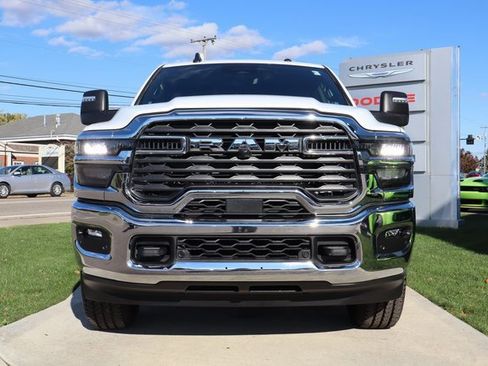 Used 2025 RAM 2500 Big Horn image 6