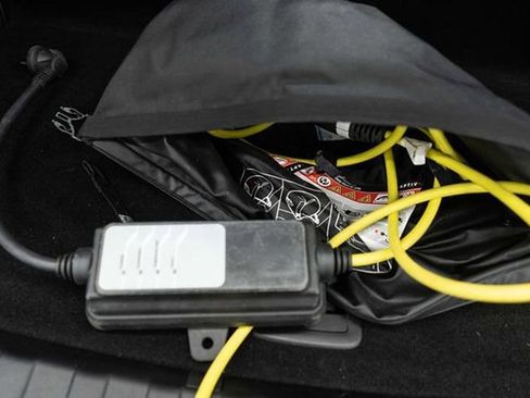 Used 2023 BMW 330e xDrive w/ Premium Package image 35