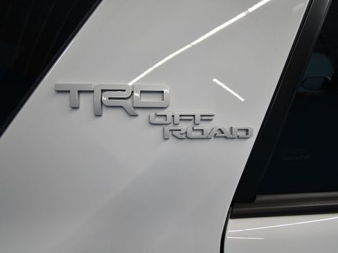 Used 2024 Toyota 4Runner TRD Off-Road Premium image 36