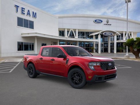 New 2025 Ford Maverick XLT w/ XLT Luxury Package image 7