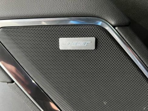 Used 2022 GMC Sierra 1500 Elevation w/ Elevation Premium Package image 2