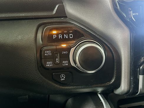 Used 2023 RAM 1500 Big Horn AWD/4WD image 24