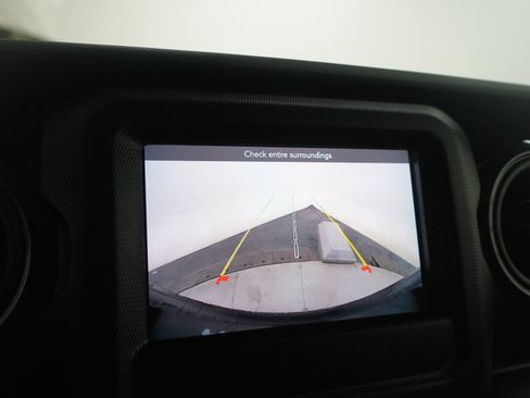 Used 2022 Jeep Wrangler Unlimited Sport image 29