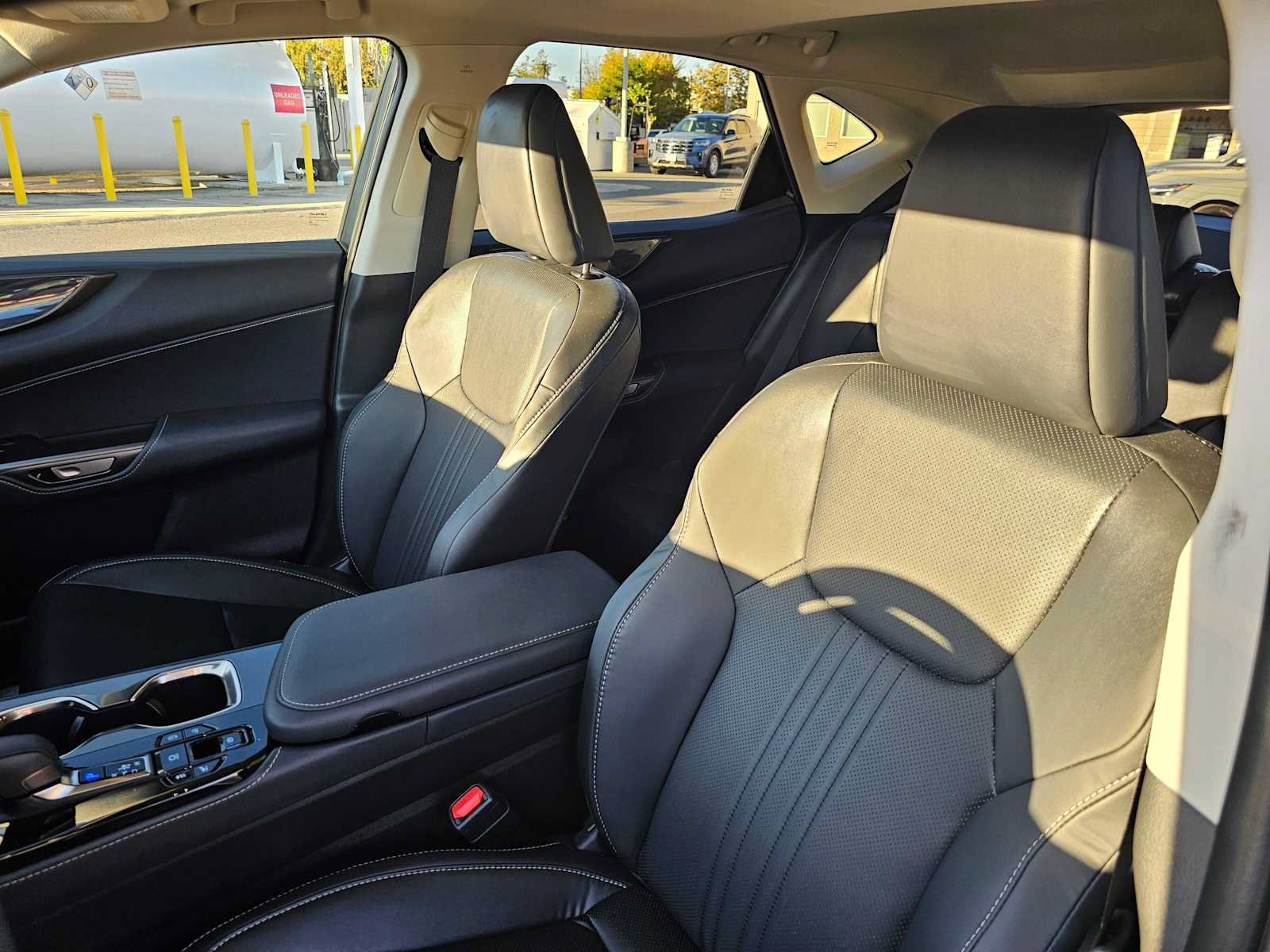 Used 2026 Lexus NX 350 AWD w/ Accessory Package (2T) image 21