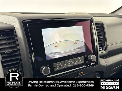 Certified 2023 Nissan Frontier SV w/ Midnight Edition Package image 9