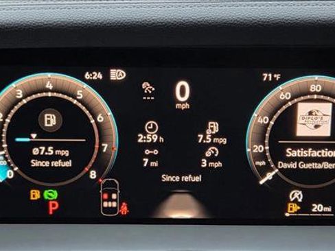 New 2026 Volkswagen Tiguan SE R-Line image 11