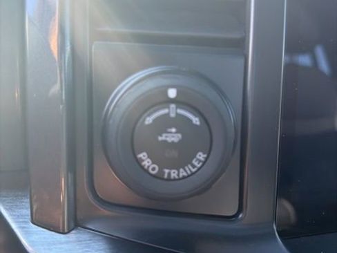 Used 2023 Ford F150 Lariat w/ Equipment Group 502A High image 21