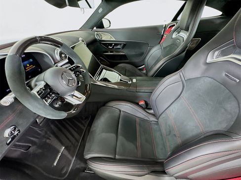 Used 2025 Mercedes-Benz AMG GT 63 image 23