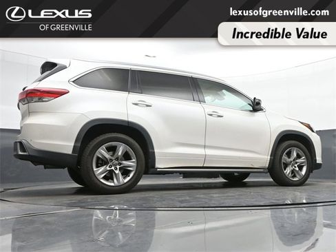 Used 2019 Toyota Highlander Limited image 38