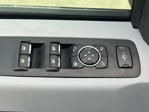 Used 2022 Ford F250 Limited image 24