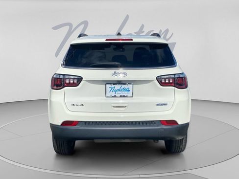 Used 2021 Jeep Compass Latitude AWD/4WD image 7