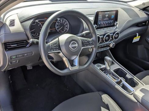 New 2025 Nissan Sentra SV image 3