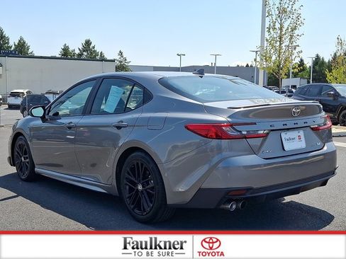 Certified 2025 Toyota Camry SE FWD image 4