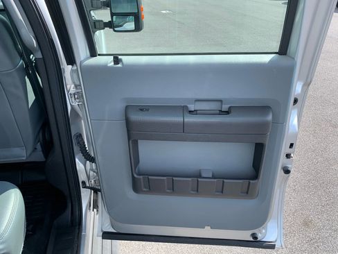 Used 2015 Ford F350 XL image 29
