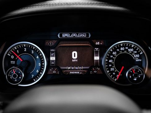 Used 2020 RAM 1500 Laramie image 28