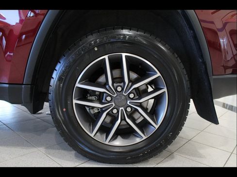 Used 2021 Jeep Grand Cherokee Limited AWD/4WD image 11