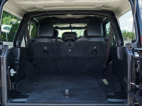 Used 2020 Jeep Wrangler Unlimited Rubicon w/ LED Lighting Group AWD/4WD image 23